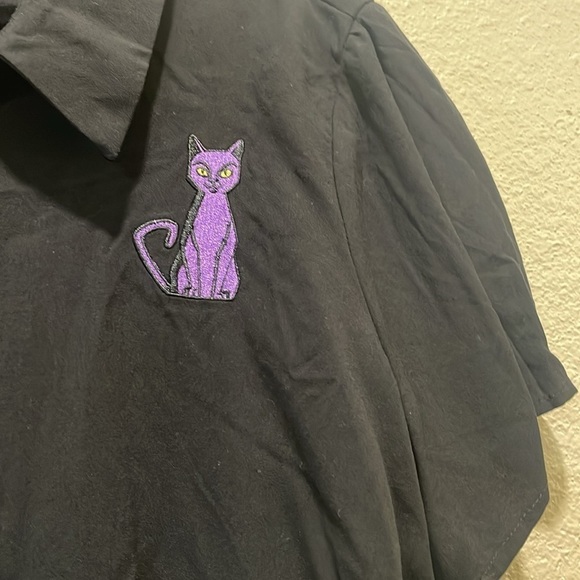 NEW Disney Her Universe Women XXL Hocus Pocus Tie Front Shirt Sanderson Sisters - Picture 5 of 11